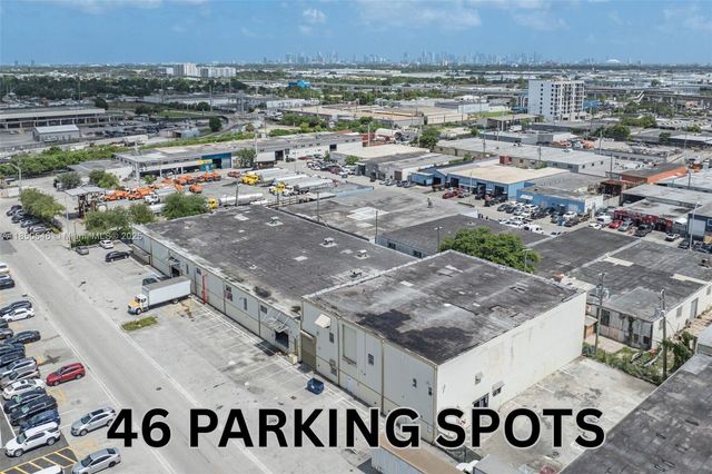 1030 E 30th St, Hialeah, FL 33013