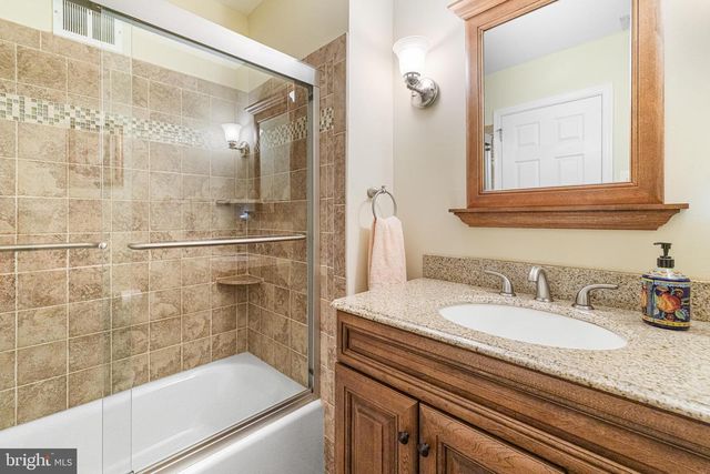 3882 WHITMAN RD, Huntingdon Valley, PA 19006