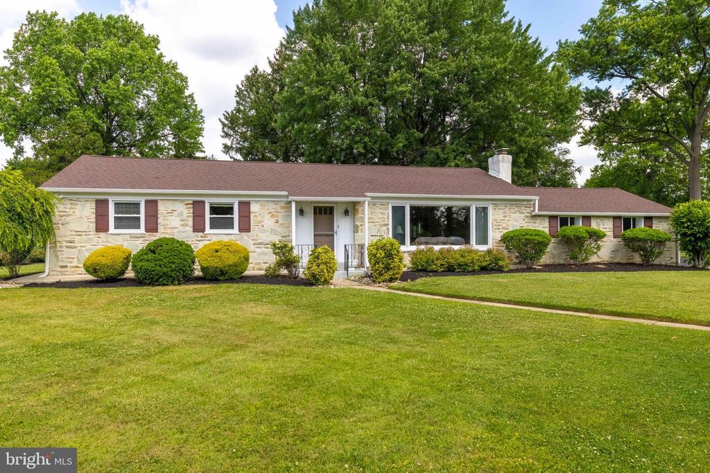 3882 WHITMAN RD, Huntingdon Valley, PA 19006