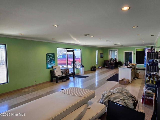 213 Us 70, Havelock, NC 28532