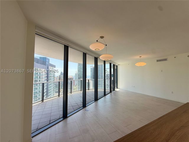 1000 Brickell Plz 4301, Miami, FL 33131