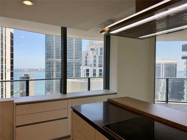 1000 Brickell Plz 4301, Miami, FL 33131