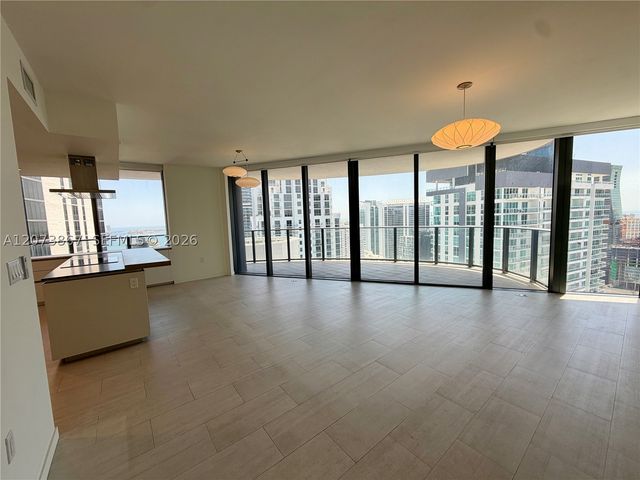 1000 Brickell Plz 4301, Miami, FL 33131