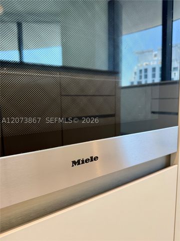 1000 Brickell Plz 4301, Miami, FL 33131