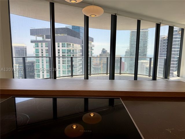 1000 Brickell Plz 4301, Miami, FL 33131