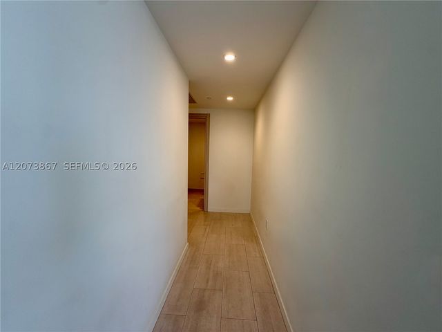 1000 Brickell Plz 4301, Miami, FL 33131