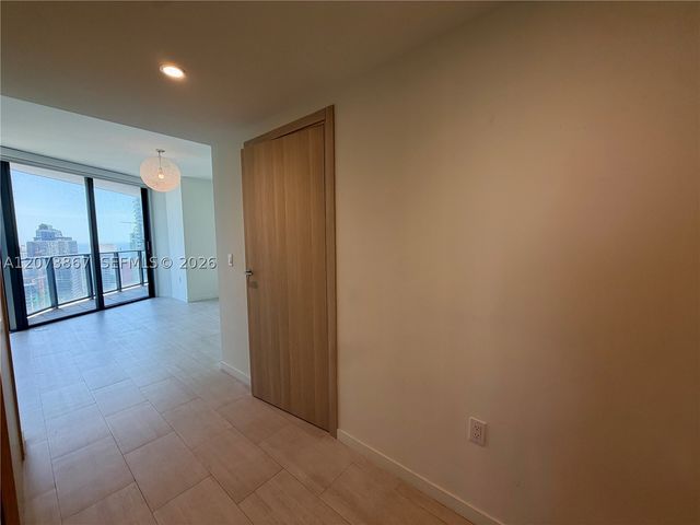 1000 Brickell Plz 4301, Miami, FL 33131