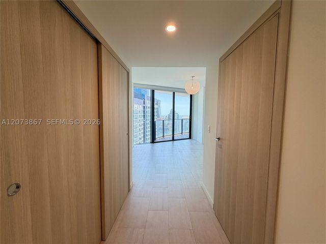 1000 Brickell Plz 4301, Miami, FL 33131