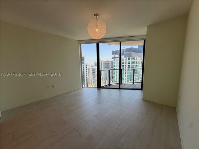 1000 Brickell Plz 4301, Miami, FL 33131
