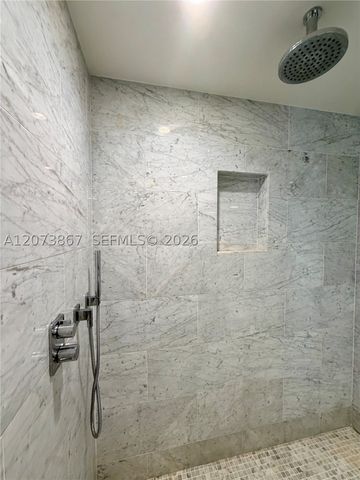 1000 Brickell Plz 4301, Miami, FL 33131