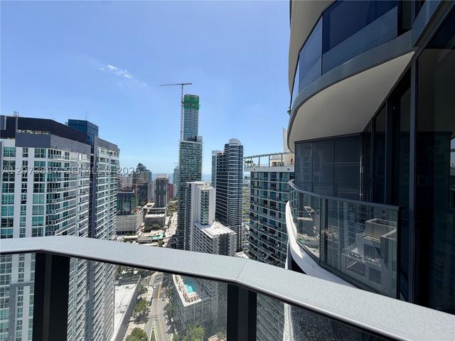 1000 Brickell Plz 4301, Miami, FL 33131