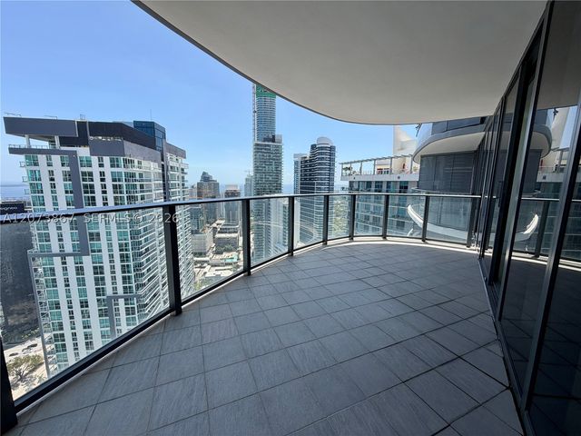 1000 Brickell Plz 4301, Miami, FL 33131