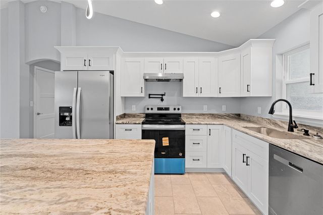 11751 NE 108TH STREET, Archer, FL 32618