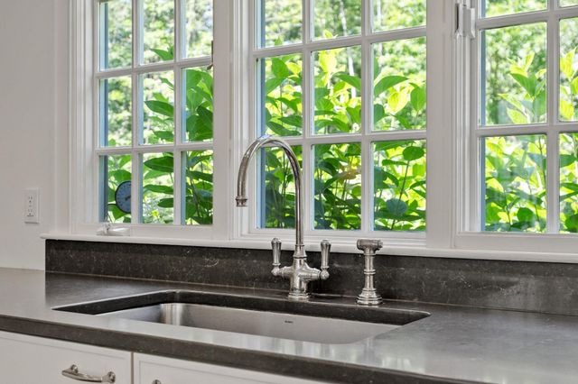 1319 Monument Street, Concord, MA 01742