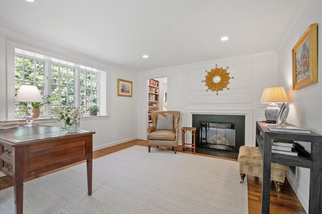 1319 Monument Street, Concord, MA 01742
