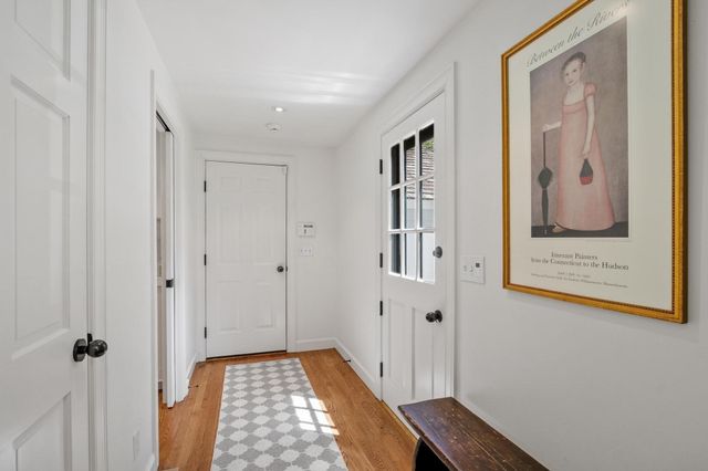 1319 Monument Street, Concord, MA 01742