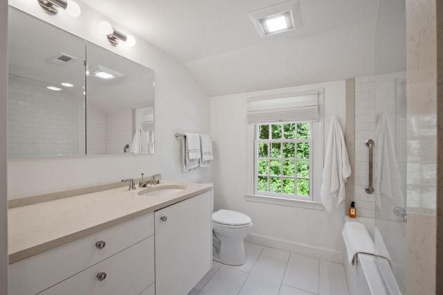1319 Monument Street, Concord, MA 01742