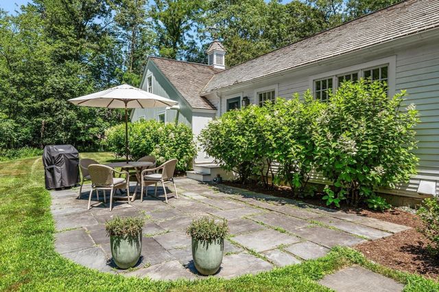 1319 Monument Street, Concord, MA 01742