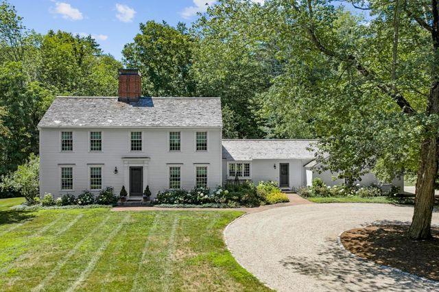 1319 Monument Street, Concord, MA 01742