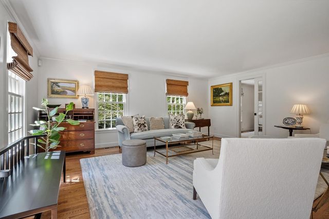 1319 Monument Street, Concord, MA 01742