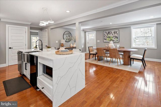 111 SUNNYSIDE RD, Silver Spring, MD 20910