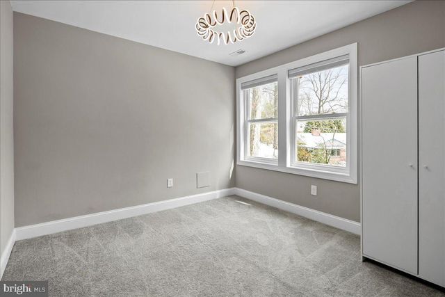 111 SUNNYSIDE RD, Silver Spring, MD 20910