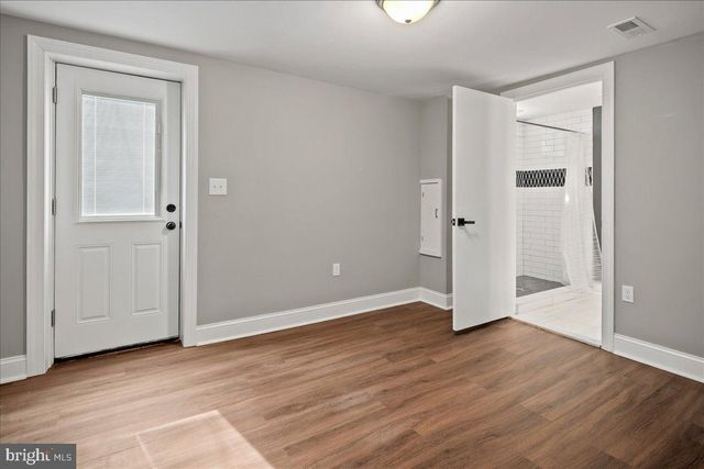 111 SUNNYSIDE RD, Silver Spring, MD 20910