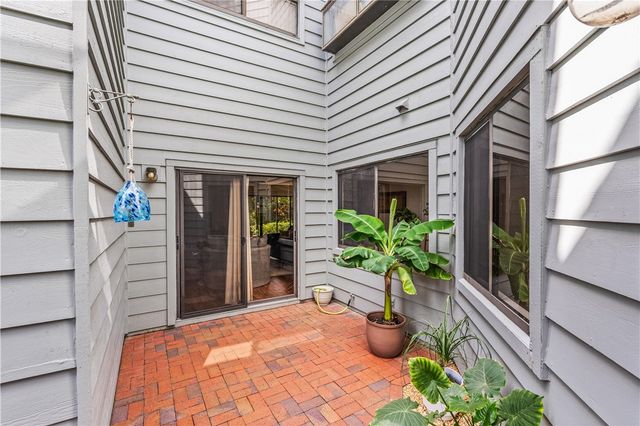 2150 Pine Creek Boulevard 105, Vero Beach, FL 32966