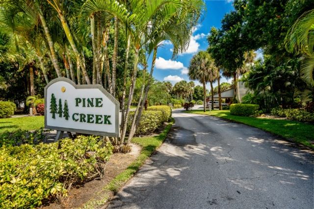 2150 Pine Creek Boulevard 105, Vero Beach, FL 32966