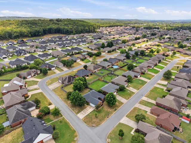 2505 Gladiola, Conway, AR 72034