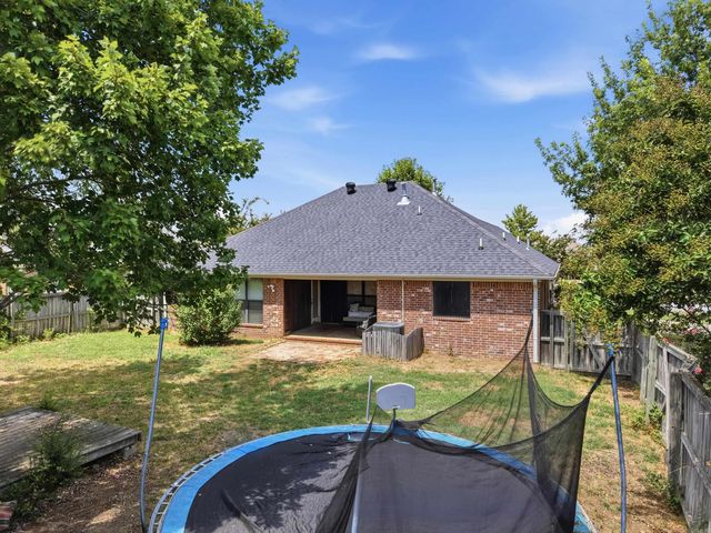 2505 Gladiola, Conway, AR 72034