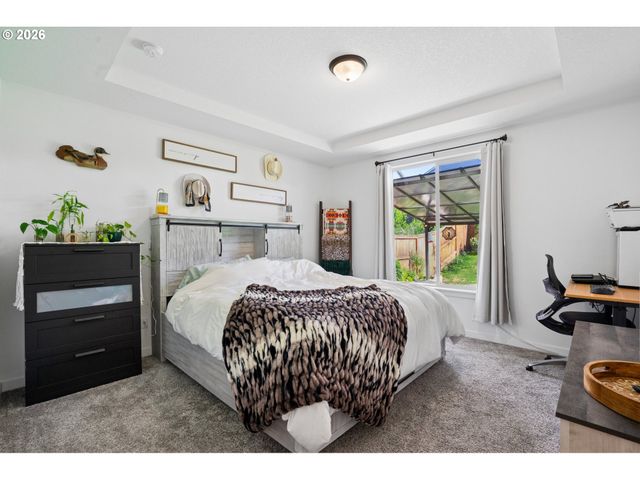 812 Ne Trillium Dr, Estacada, OR 97023