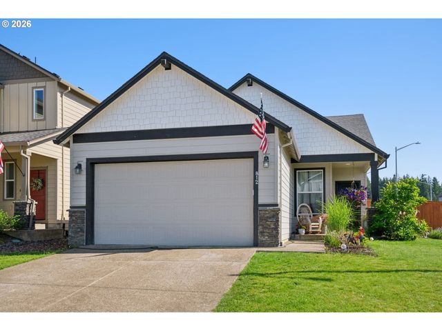 812 Ne Trillium Dr, Estacada, OR 97023