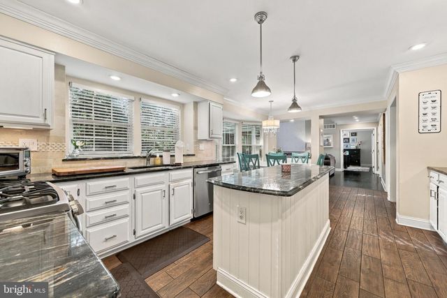 606 SIGNERS CIR, Marlton, NJ 08053