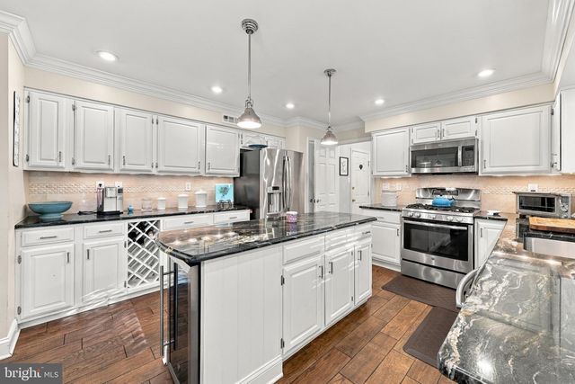 606 SIGNERS CIR, Marlton, NJ 08053