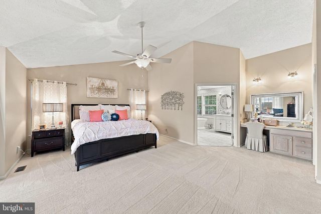 606 SIGNERS CIR, Marlton, NJ 08053