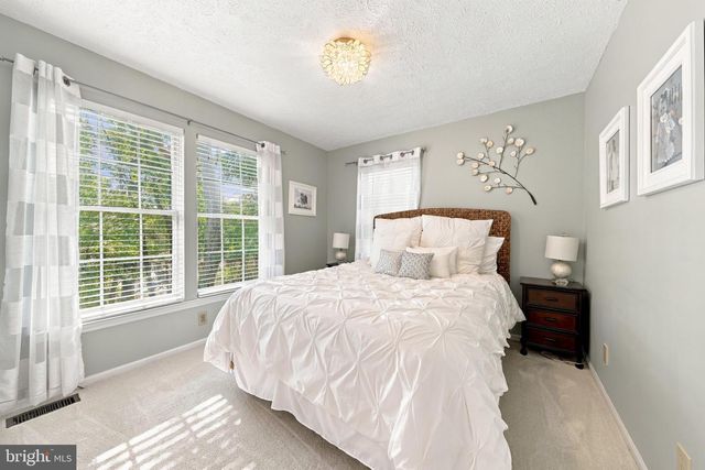 606 SIGNERS CIR, Marlton, NJ 08053