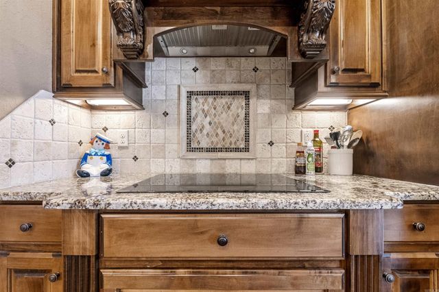 2724 Whitewood Drive, Sherwood, AR 72120