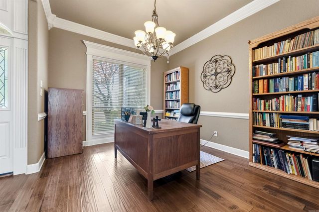 2724 Whitewood Drive, Sherwood, AR 72120