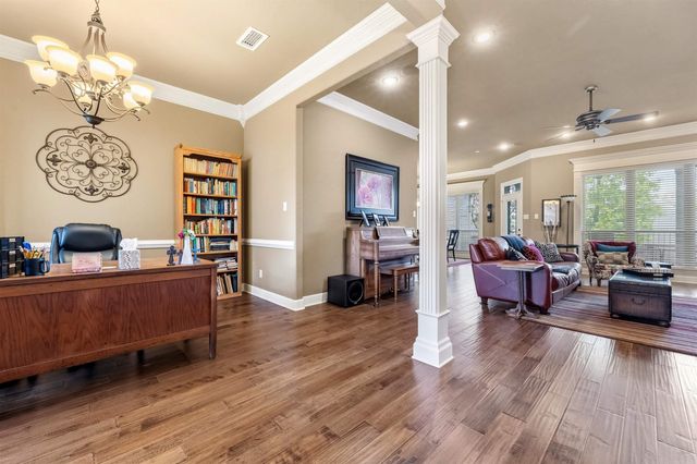 2724 Whitewood Drive, Sherwood, AR 72120