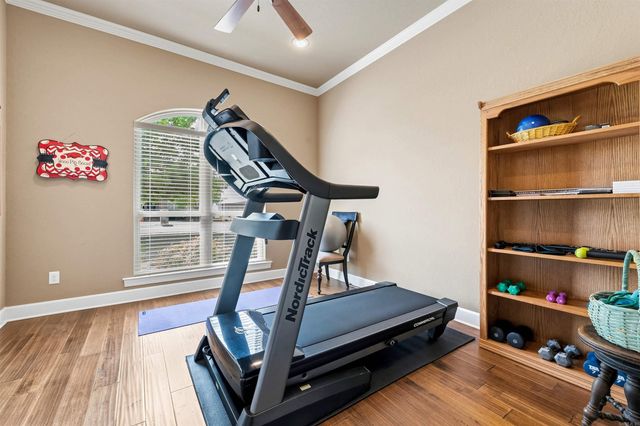 2724 Whitewood Drive, Sherwood, AR 72120