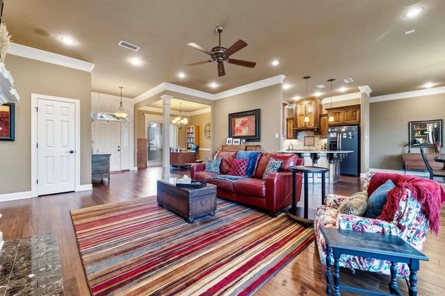 2724 Whitewood Drive, Sherwood, AR 72120