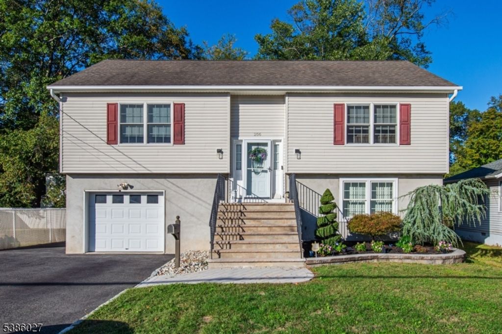 206 Atlantic Dr, Parsippany-troy Hills Twp., NJ 07054