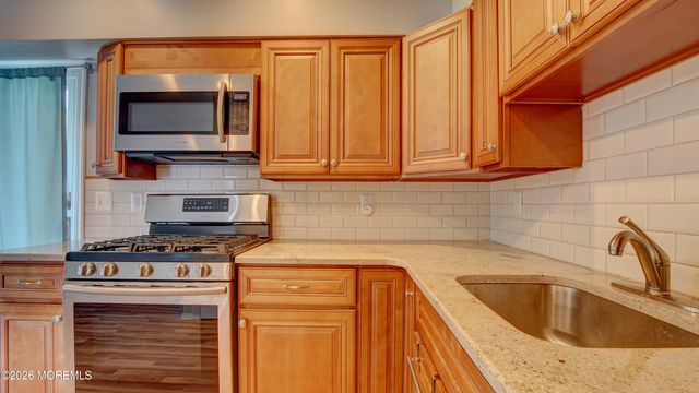 5 Missouri Court 217, Matawan, NJ 07747