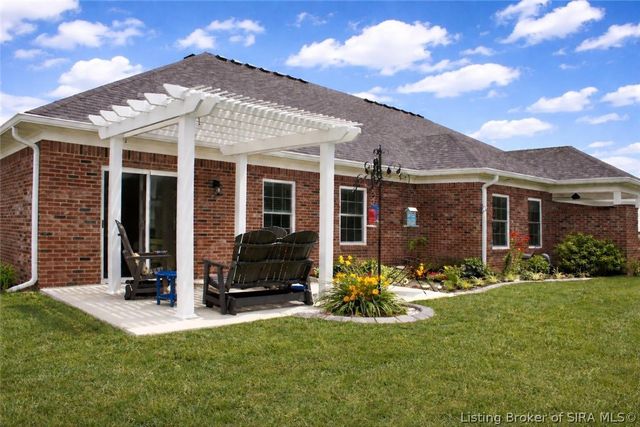 606 Kingsbury Court, Jeffersonville, IN 47129