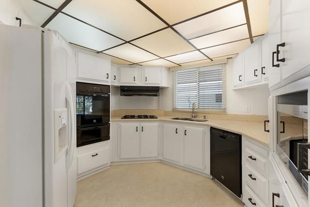 2130 Sunset Drive 135, Vista, CA 92081