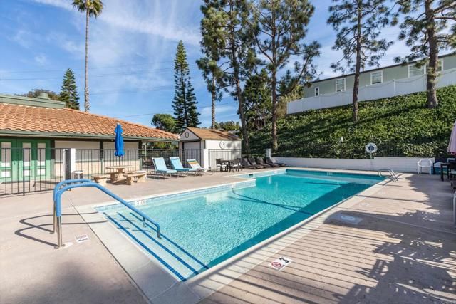 2130 Sunset Drive 135, Vista, CA 92081