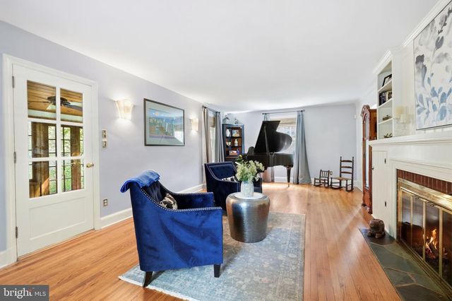 1204 EVERGREEN RD, Yardley, PA 19067