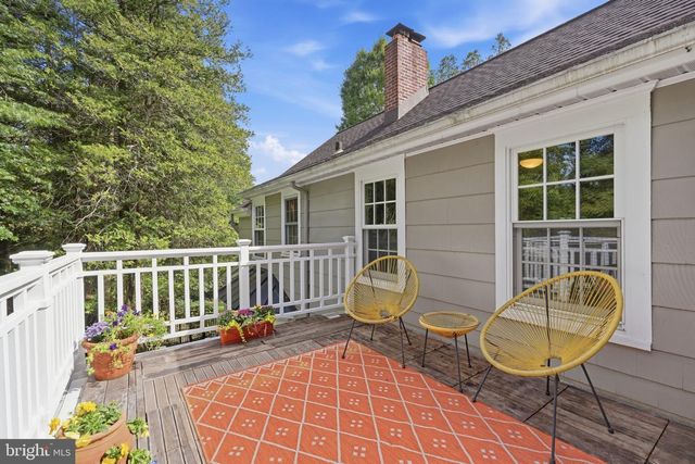 1204 EVERGREEN RD, Yardley, PA 19067