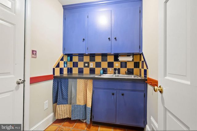 1204 EVERGREEN RD, Yardley, PA 19067